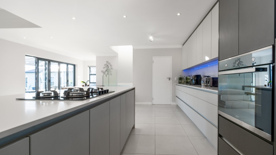 4 Bedroom Property for Sale in Welgelegen Western Cape